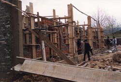 建設